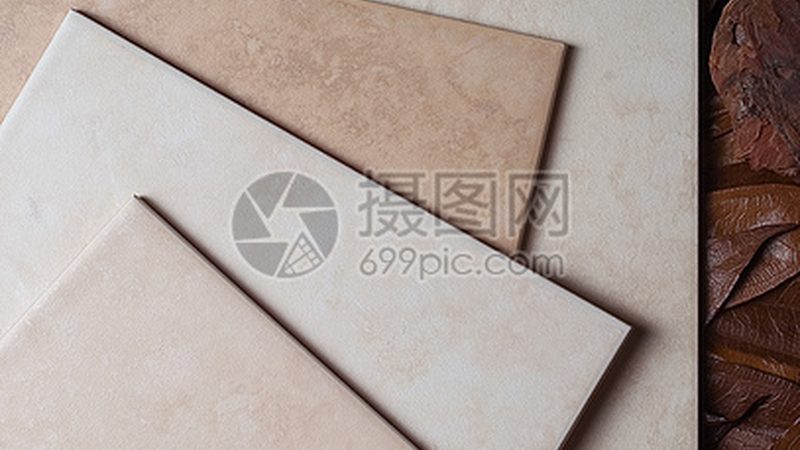 客厅瓷砖：亮光与柔光，档次感谁更胜一筹？**