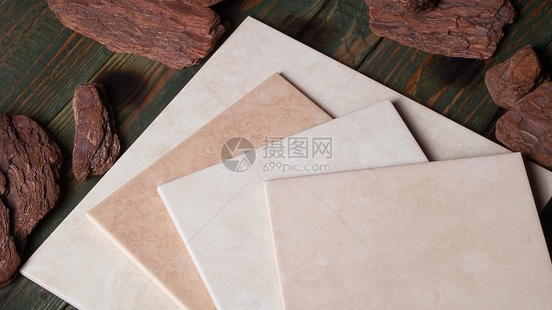 墙面瓷砖铺贴：从选材到施工的全方位指南
